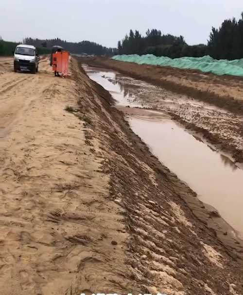 保定满城县河道降水